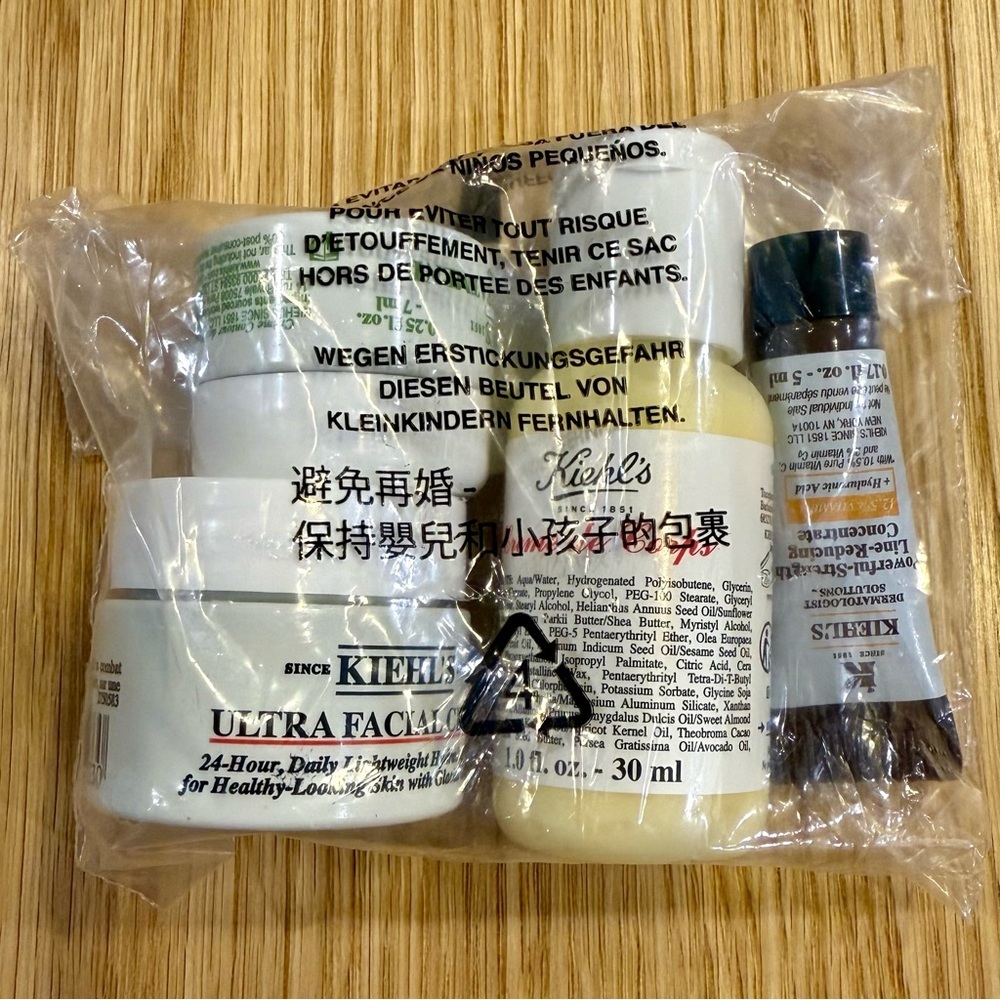 Kiehl’s Skincare Set NEW Ultra Facial Cream Eye Treatment Vitamin C - Picture 2 of 5